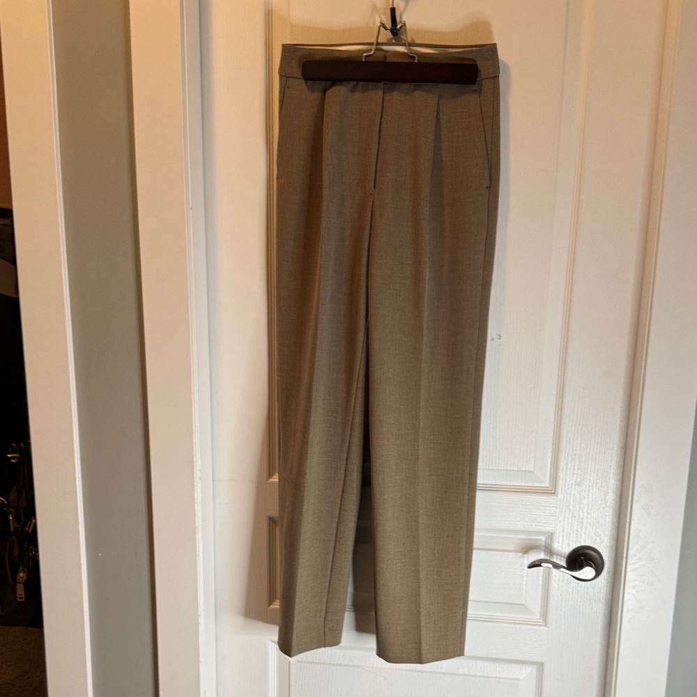 Wilfred Ibizia trouser